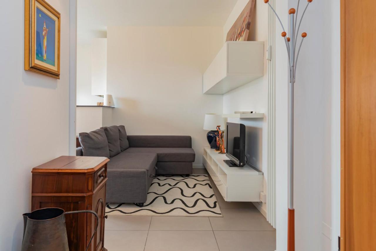 Cosy 1 Bed Flat With Terrace Διαμέρισμα Μιλάνο Εξωτερικό φωτογραφία
